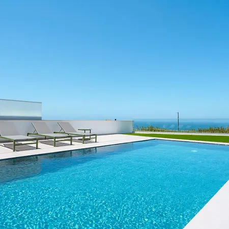 Casa Caracol, With A Panoramic Ocean View ロウリニャン