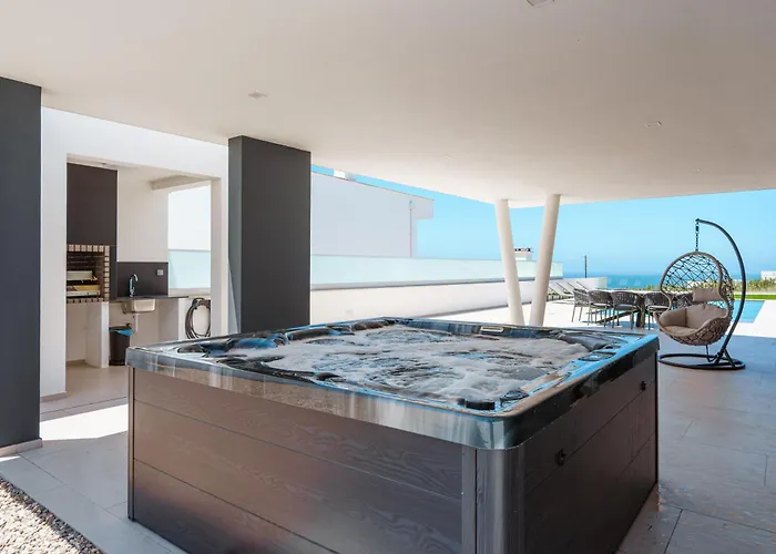 Villa Casa Caracol, With A Panoramic Ocean View *